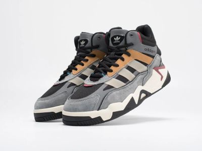 Лот: 21074412. Фото: 1. Зимние Кроссовки Adidas Niteball... Кеды, кроссовки, слипоны