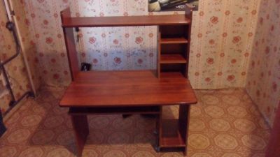 Лот: 6711741. Фото: 1. Стол компьютерный. Компьютерные и письменные столы