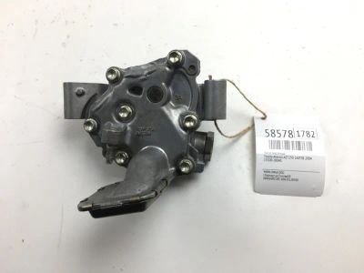 Лот: 20399462. Фото: 1. Насос масляный Toyota Avensis... Двигатель и элементы двигателя