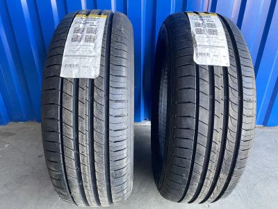 Лот: 25192863. Фото: 1. Шины Dunlop SP Sport LM705W 215... Шины