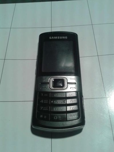 Лот: 8017016. Фото: 1. Samsung GT-C3010 сотовый телефон... Кнопочные мобильные телефоны