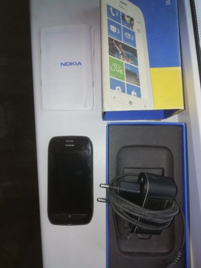 Лот: 14945727. Фото: 1. NOKIA 710 LUMIA. Смартфоны