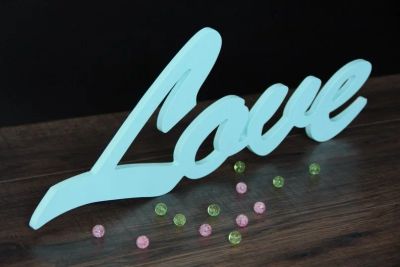 Лот: 7114139. Фото: 1. Объемное слово Love. Свадебная атрибутика и декор