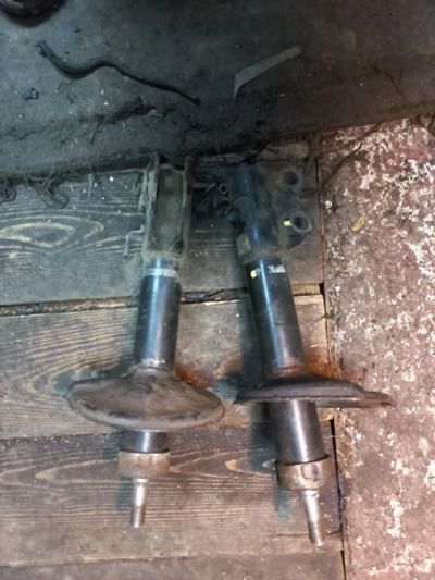 Лот: 19861994. Фото: 1. Стойки Toyota Raum exz-10 48520-46011. Ходовая, подвеска, рулевое управление