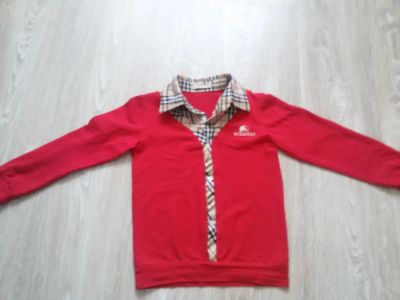Лот: 5257990. Фото: 1. Кофточка "Burberry". Свитера, худи, толстовки