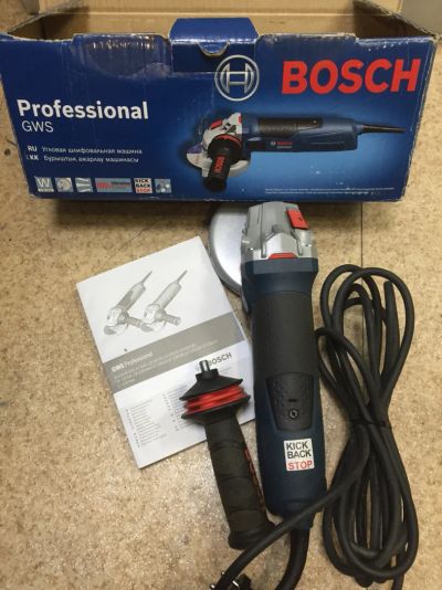 Лот: 10914321. Фото: 1. Болгарка Bosch Professional gws... Электроинструмент