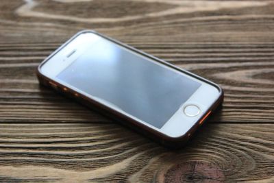 Лот: 9131251. Фото: 1. Iphone 5s 16 Gold LTE (4G) в отличном... Смартфоны