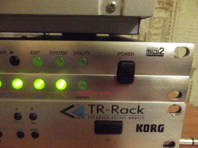 Лот: 5294359. Фото: 1. Korg TR trinity rack. Клавишные