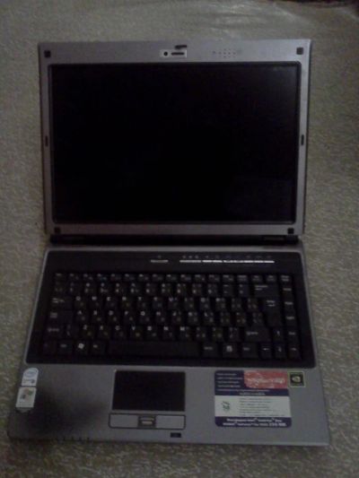 Лот: 3730441. Фото: 1. ноутбук RoverBook Nautilus V400. Ноутбуки