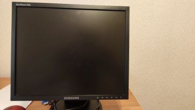 Лот: 17076128. Фото: 1. Монитор Samsung 740N. ЖК-мониторы