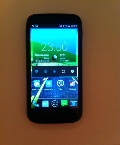 Лот: 6253643. Фото: 1. Fly IQ4404 Spark. Смартфоны
