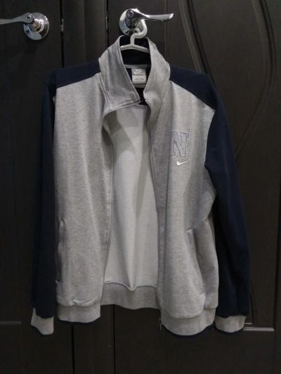 Лот: 10202437. Фото: 1. Толстовка Nike. Размер 46-48. Спортивные костюмы