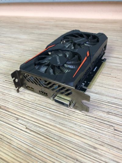 Лот: 18086396. Фото: 1. Видеокарта Gigabyte GeForce GTX... Видеокарты