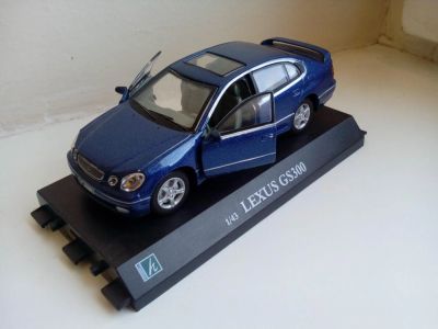 Лот: 7956896. Фото: 1. Lexus Gs 300 1/43. Автомоделизм