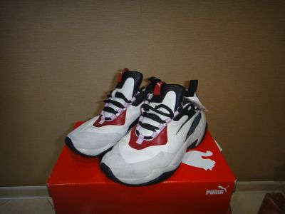Лот: 25347091. Фото: 1. Кроссовки кожаные женские Puma... Кеды, кроссовки, слипоны