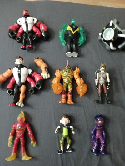 Лот: 21049743. Фото: 1. Фигурки и часы Ben 10 (оригинал... Другое (игрушки)