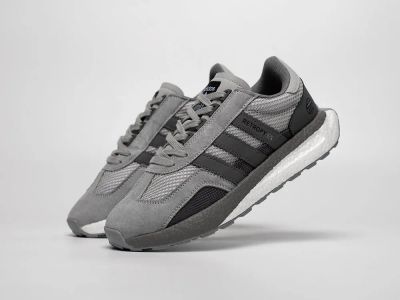 Лот: 21600127. Фото: 1. Кроссовки Adidas Retropy E5 (40840... Кеды, кроссовки, слипоны