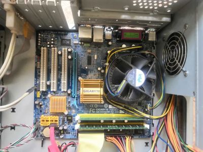 Лот: 15688028. Фото: 1. Материнская плата GigaByte. Материнские платы