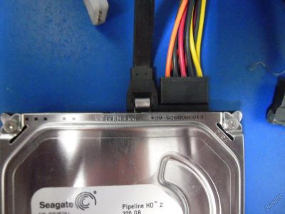 Лот: 5608108. Фото: 1. Жесткий диск Sata 320gb фирма... Жёсткие диски (HDD)