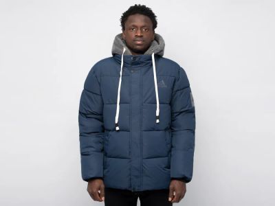 Лот: 20972925. Фото: 1. Куртка зимняя Adidas. Верхняя одежда