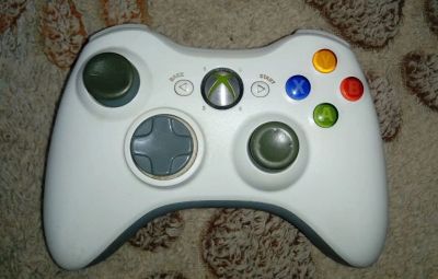 Лот: 16908306. Фото: 1. Геймпад Xbox 360 беспроводной... Аксессуары для игровых приставок, консолей, геймпады