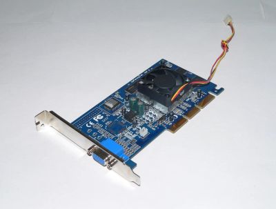 Лот: 4412430. Фото: 1. AGP 64Mb nVidia GeForce 2 MX400... Видеокарты