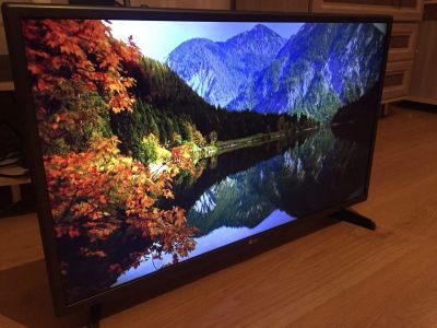 Лот: 12073688. Фото: 1. ЖК-телевизор (81см) Full HD LG... Телевизоры