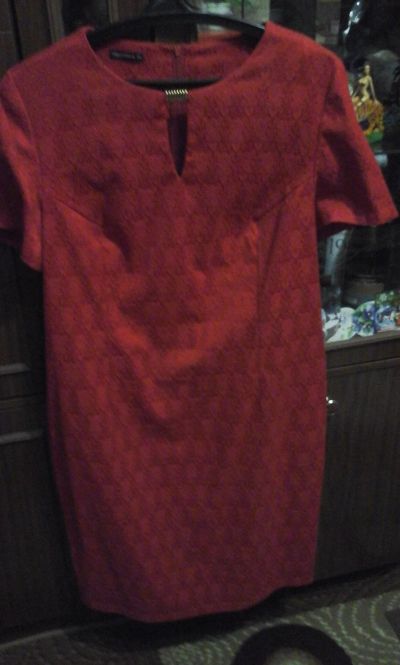 Лот: 12886010. Фото: 1. Красное платье. Платья