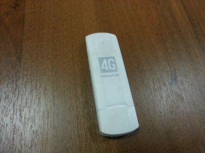 Лот: 5131717. Фото: 1. usb модем Мегафон 4g. Беспроводные модемы
