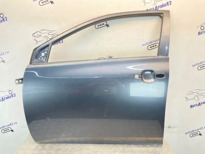 Лот: 25628627. Фото: 1. дверь боковая toyota corolla ZZE150L. Двигатель и элементы двигателя