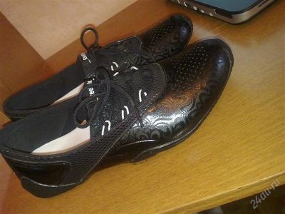 Лот: 1254144. Фото: 1. кросовки Reebok 37-38р. Кеды, кроссовки, слипоны