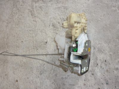 Лот: 17562520. Фото: 1. Honda Fit GD замок задний левый. Электрооборудование