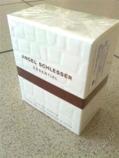 Лот: 2873484. Фото: 1. Angel Schlesser essential 30ml... Женская парфюмерия
