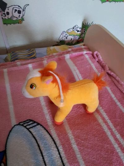 Лот: 11371104. Фото: 1. Лошадка. Мягкие
