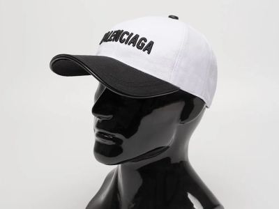 Лот: 24974880. Фото: 1. Кепка Balenciaga. Шарфы, платки