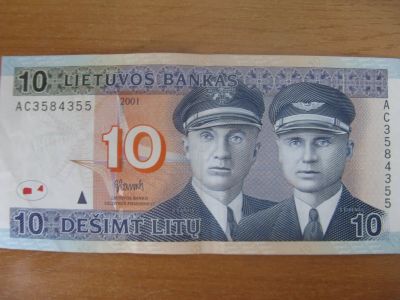 Лот: 12587866. Фото: 1. Литва 10 лит 2001 года. Гей-банкнота... Европа