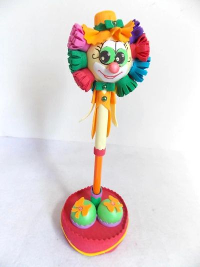 Лот: 6506961. Фото: 1. фоамиран Кукла-ручка Клоун 1. Букеты из конфет, игрушек