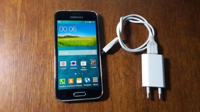 Лот: 8216584. Фото: 1. Samsung G800H Galaxy S5 mini. Смартфоны