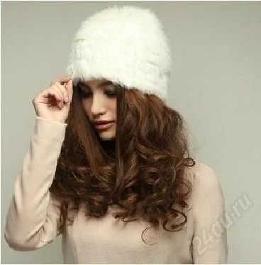 Лот: 2317675. Фото: 1. Вязаная кроличья шапка (меховая... Головные уборы