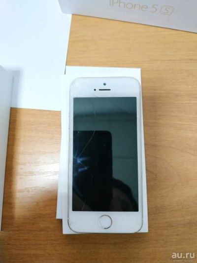 Лот: 12830371. Фото: 1. Iphone 5s Silver. Смартфоны