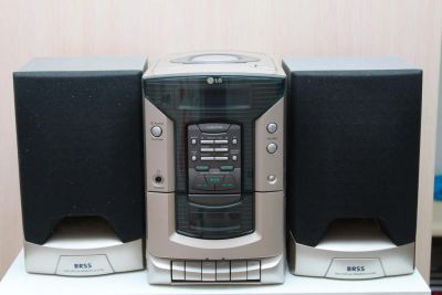 Лот: 8272589. Фото: 1. Музыкальный центр LG FFH-170. Музыкальные центры, магнитолы