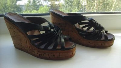 Лот: 5991012. Фото: 1. Сабо на пробковой платформе. Сабо