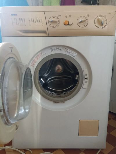 Лот: 19677457. Фото: 1. Стиральная машина Zanussi F 802... Стиральные машины