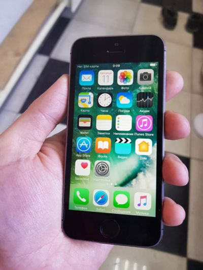 Лот: 11494068. Фото: 1. iPhone 5s 16gb Black. Смартфоны