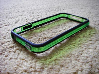 Лот: 1527935. Фото: 1. Бампер для iPhone 4G, Green. Чехлы, бамперы