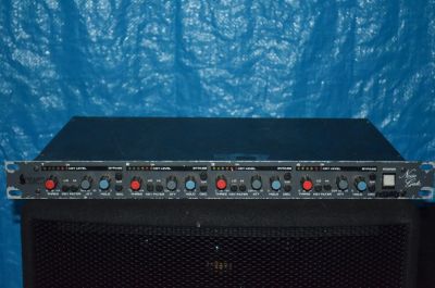 Лот: 6358747. Фото: 1. 4-х канальный гейт Noise gate... Микшеры, предусилители, микрофонные эффекты