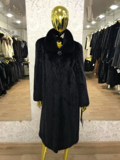 Лот: 10967046. Фото: 1. Шуба Норковая Новая, мех скандинавка... Верхняя одежда