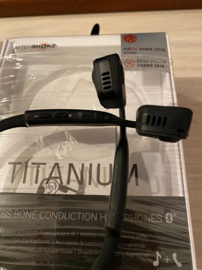 Лот: 19900287. Фото: 1. AfterShokz Trekz Titanium Black... Наушники, гарнитуры