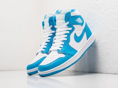 Лот: 19546439. Фото: 1. Кроссовки Nike Air Jordan 1 High. Кеды, кроссовки, слипоны