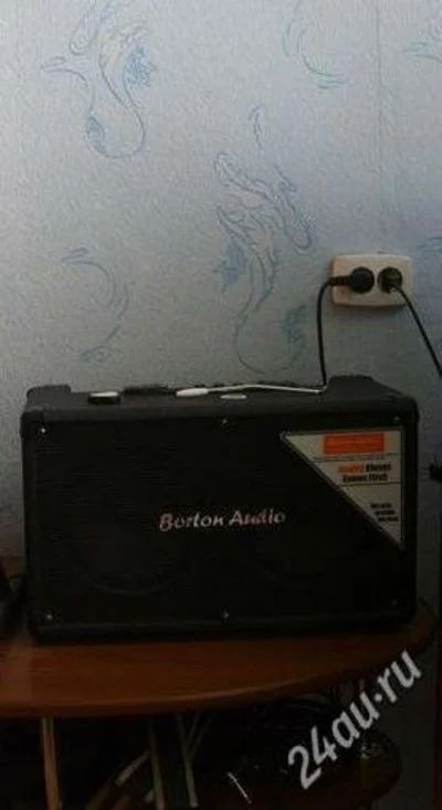 Лот: 2472852. Фото: 1. комбик Borton audio. Гитарные эффекты и комбоусилители